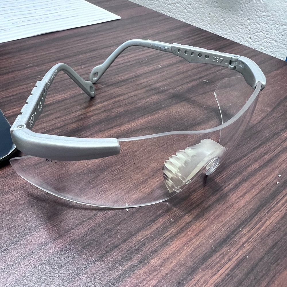 SMITH & WESSON Safety Gray Clear Lens Protective Glasses GUC - Picture 5 of 7